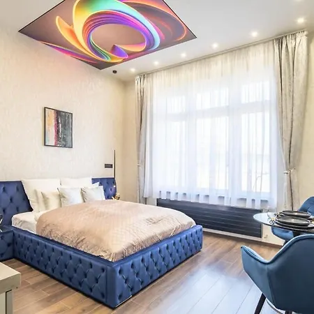 Ultra - New - Luxury *