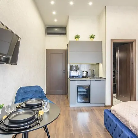 Ultra - New - Luxury *